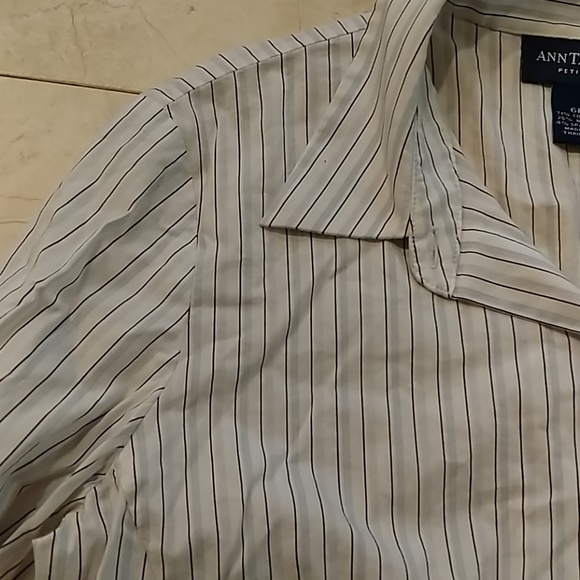 Ann Taylor Strech fitted button-down shirt, 6P - Picture 4 of 8